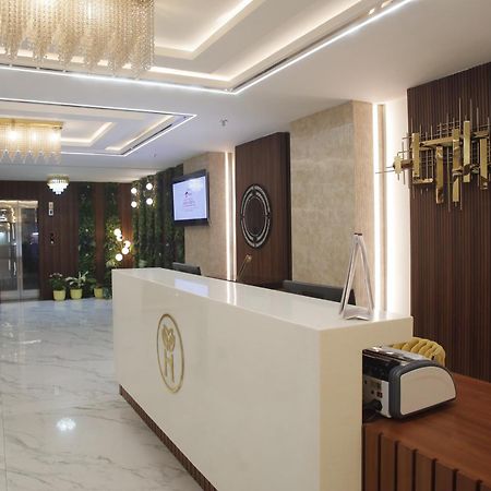 Hotel Heavens Garden Empire Guwahati Exterior foto